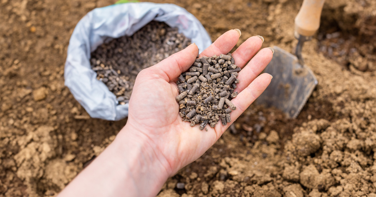 O que são fertilizantes organominerais?